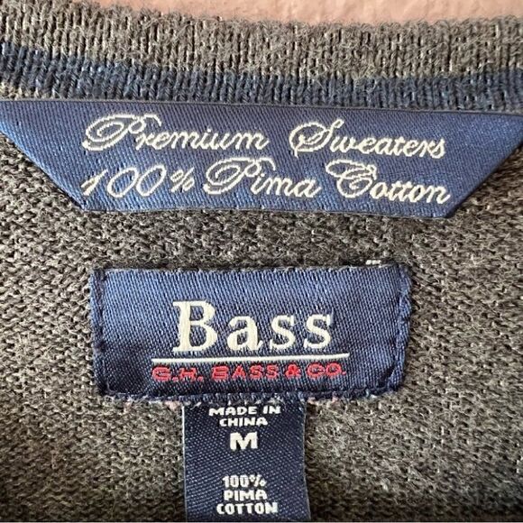GH Bass & Co Mens Sweater Medium Gray Minimalist Cozy Elevated Basic Preppy - Picture 9 of 9
